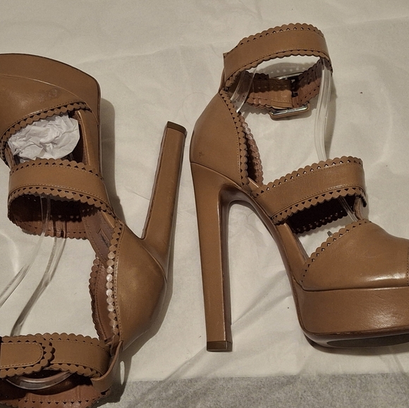 Alaia Brown Sandals - Picture 4 of 7